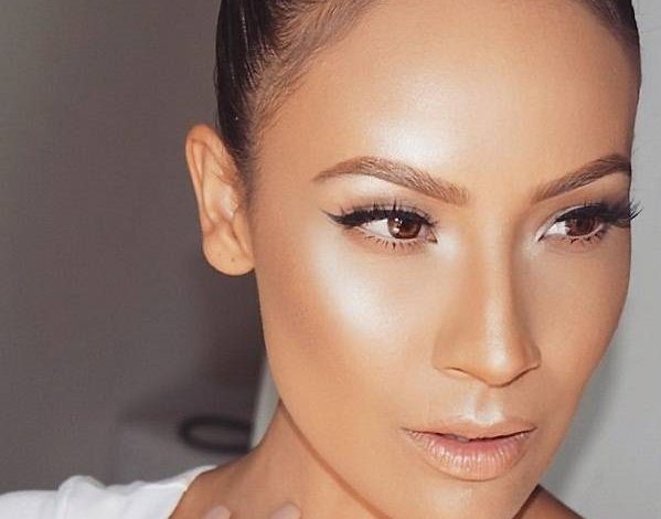 استروبینگ | زیرسازی آرایش | هایلایتر